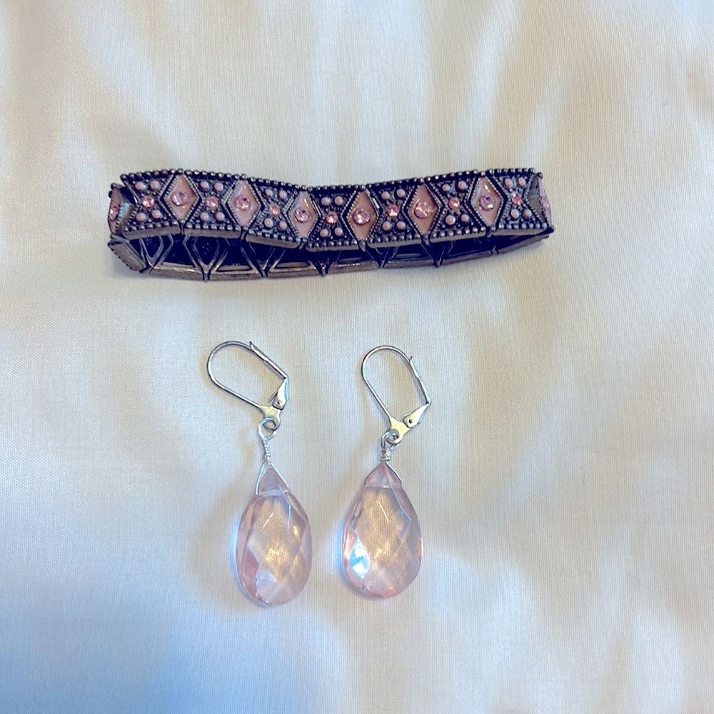 Pink Accent Earrings & Bracelet - Picture 3 of 7